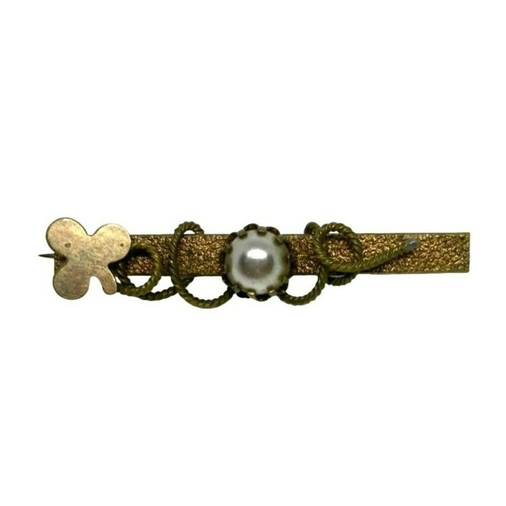 Antique Gold-Tone Brooch With Prong Set Pearl & Clover Design